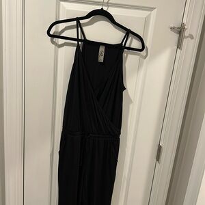 Go Couture jumpsuit size medium